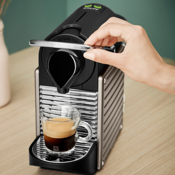 Sotel  Krups Nespresso XN304TK Entièrement automatique Cafetière à dosette  0,7 L
